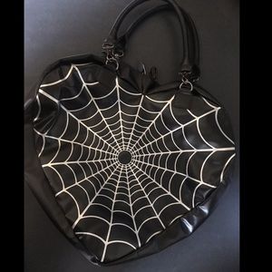 Kreepsville Cobweb Sparkel Heart Bag